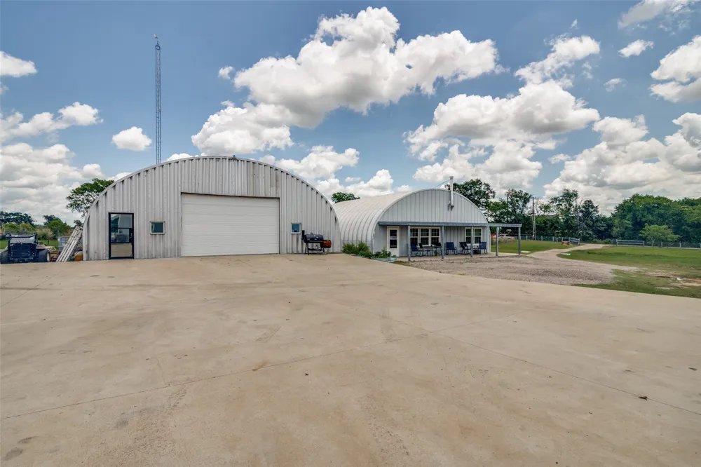 256 VZ County Road 2507 Canton, TX 75103