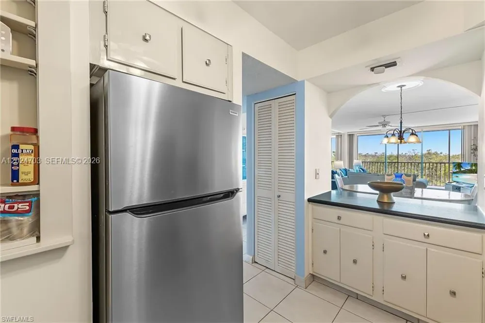 5 Bluebill #403 Naples, FL 34108