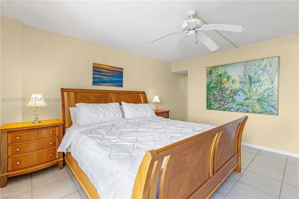 5 Bluebill #403 Naples, FL 34108