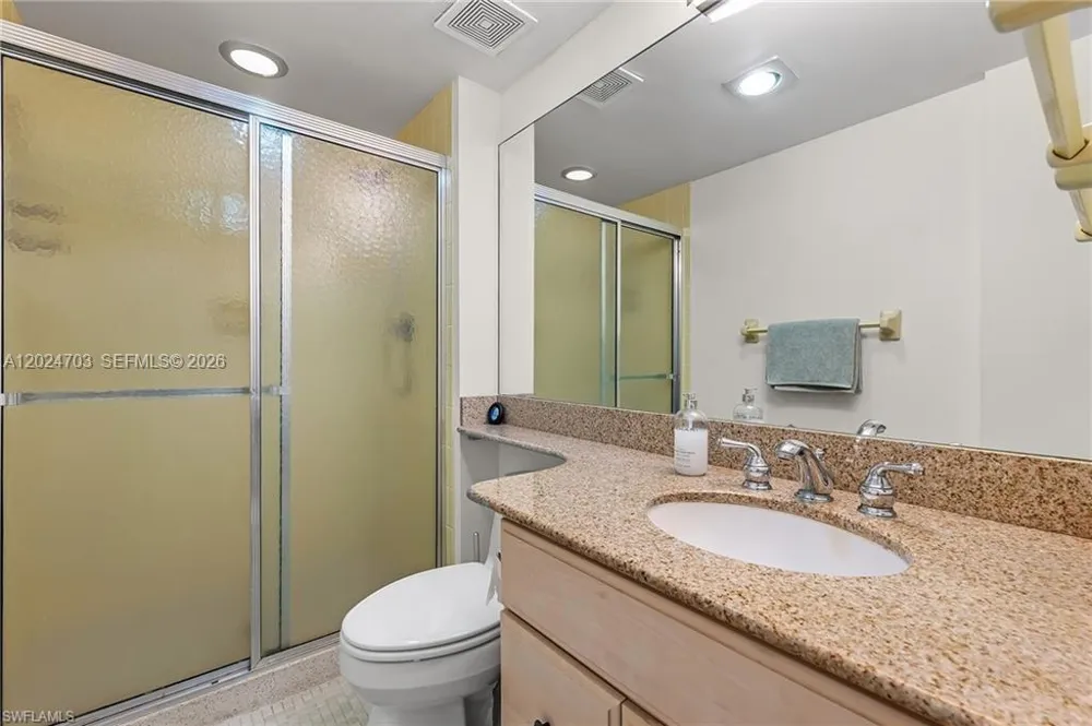 5 Bluebill #403 Naples, FL 34108
