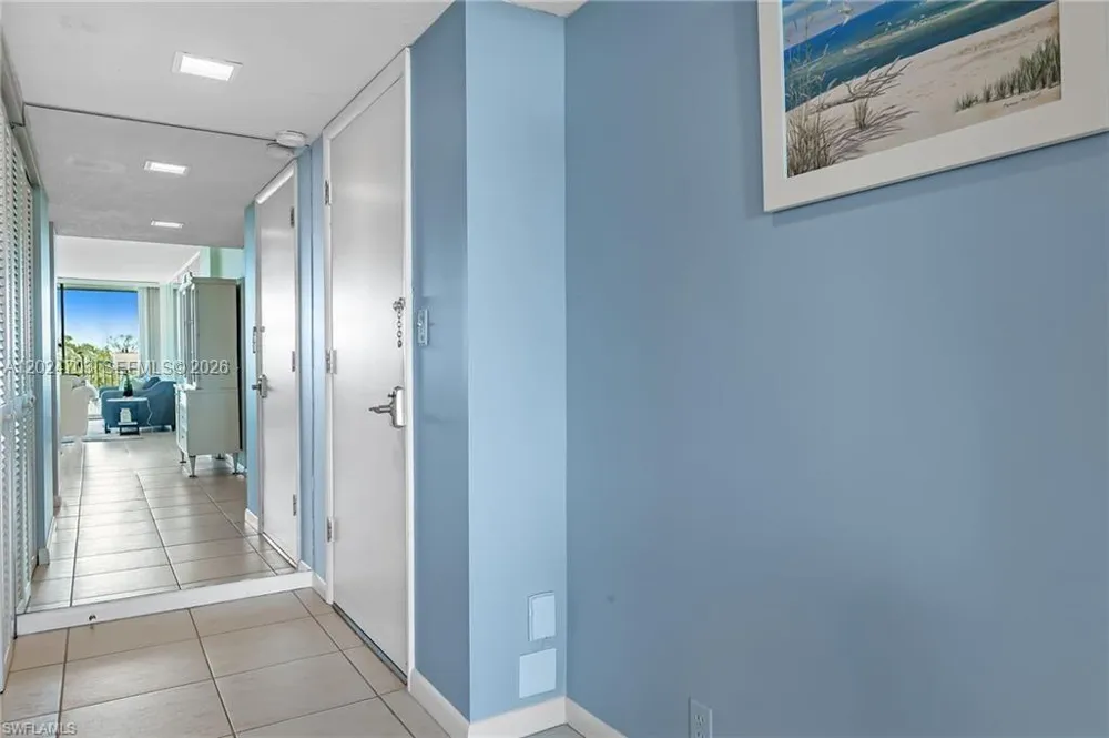 5 Bluebill #403 Naples, FL 34108
