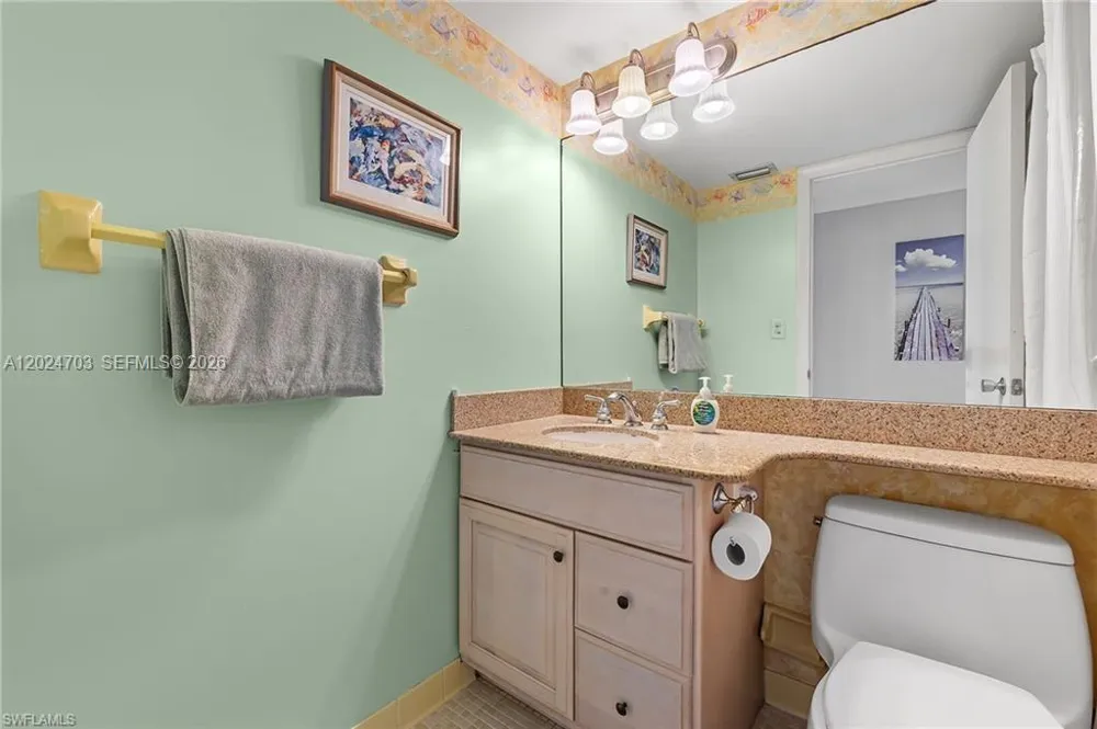 5 Bluebill #403 Naples, FL 34108