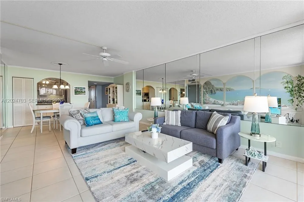 5 Bluebill #403 Naples, FL 34108