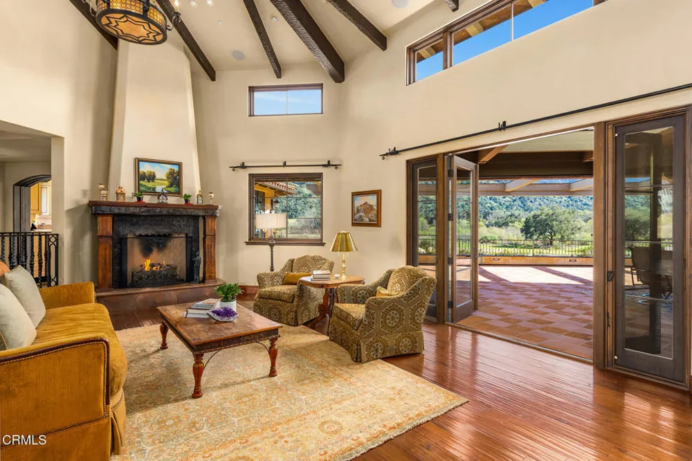 561 Saddle Lane Ojai, CA 93023