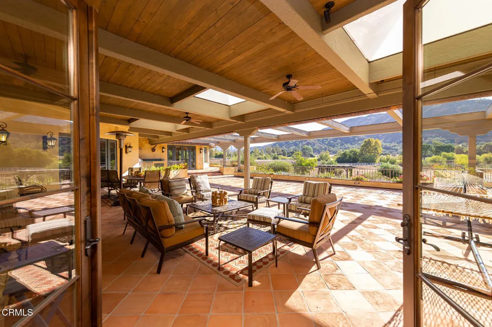 561 Saddle Lane Ojai, CA 93023