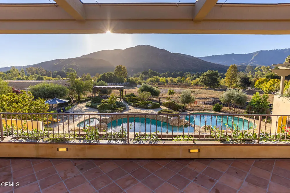 561 Saddle Lane Ojai, CA 93023