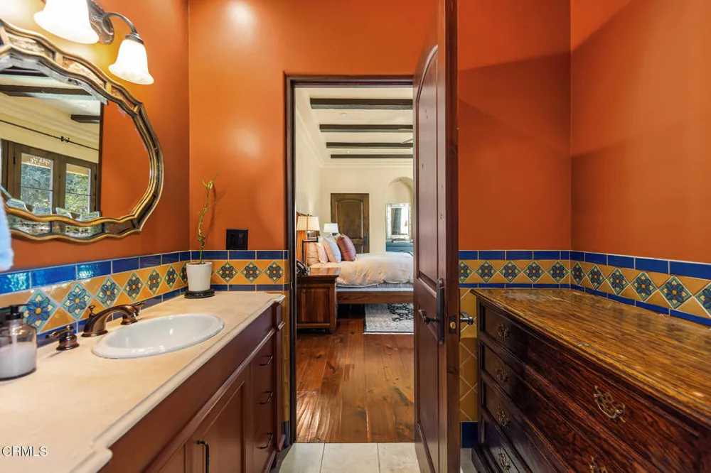 561 Saddle Lane Ojai, CA 93023