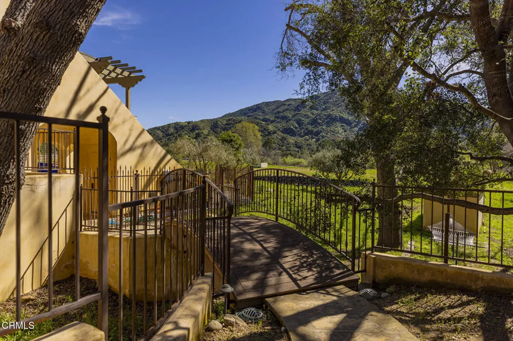 561 Saddle Lane Ojai, CA 93023