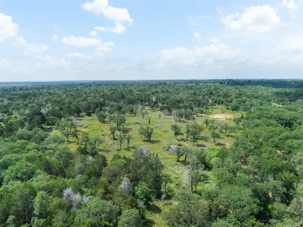 305 Cistern Road Rosanky, TX 78953