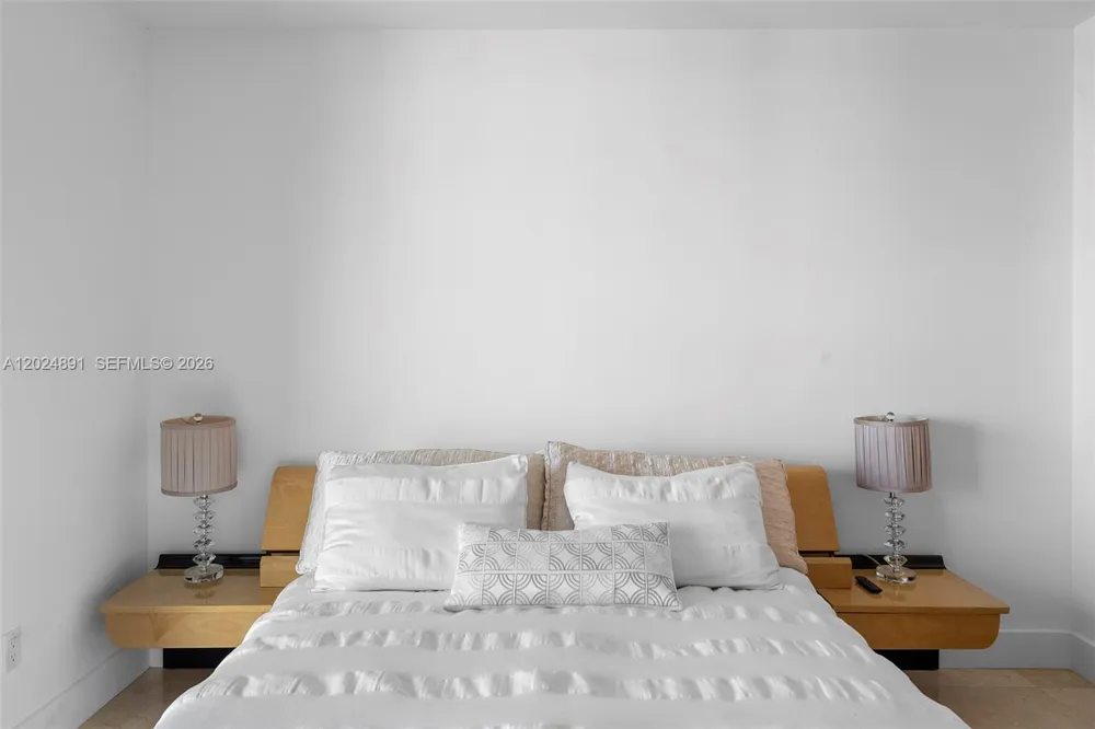 10175 Collins Ave #1505 Bal Harbour, FL 33154