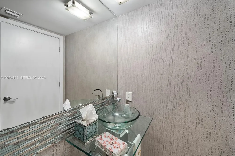 10175 Collins Ave #1505 Bal Harbour, FL 33154