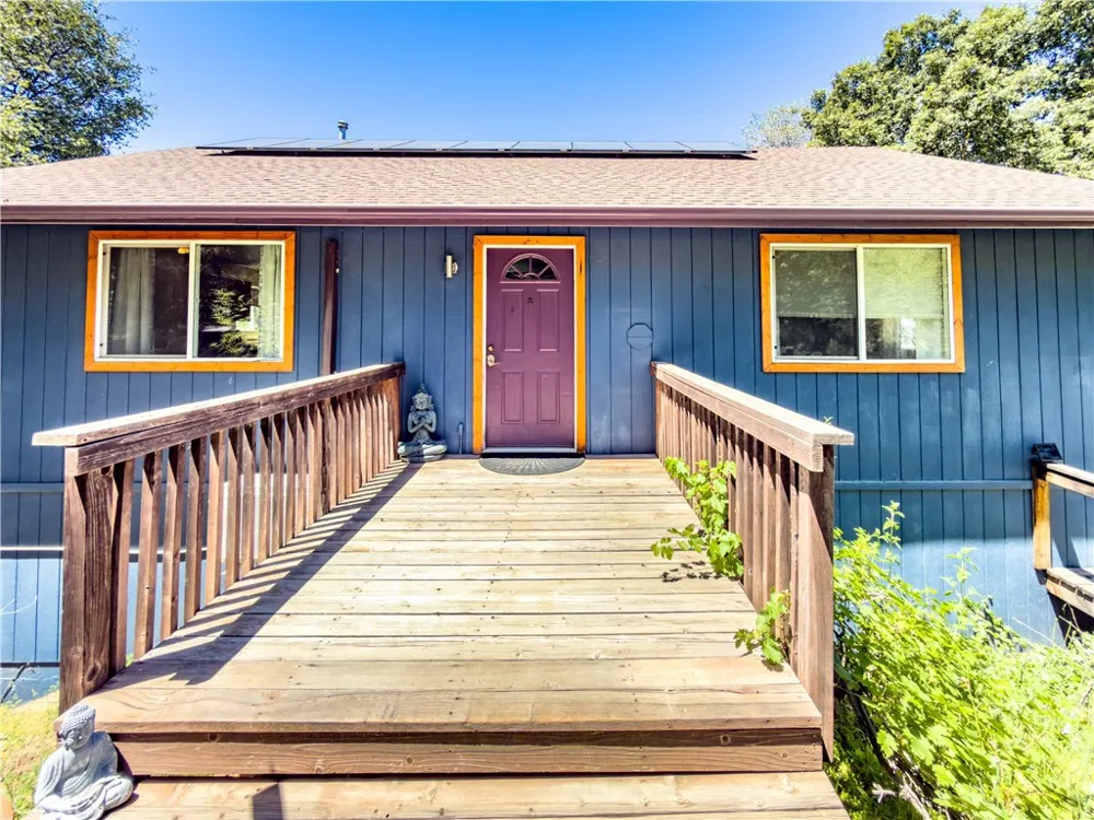 51571 Coyote Ridge Oakhurst, CA 93644