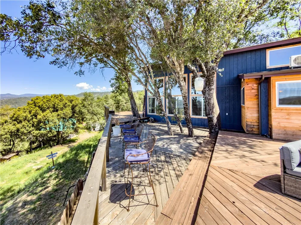 51571 Coyote Ridge Oakhurst, CA 93644