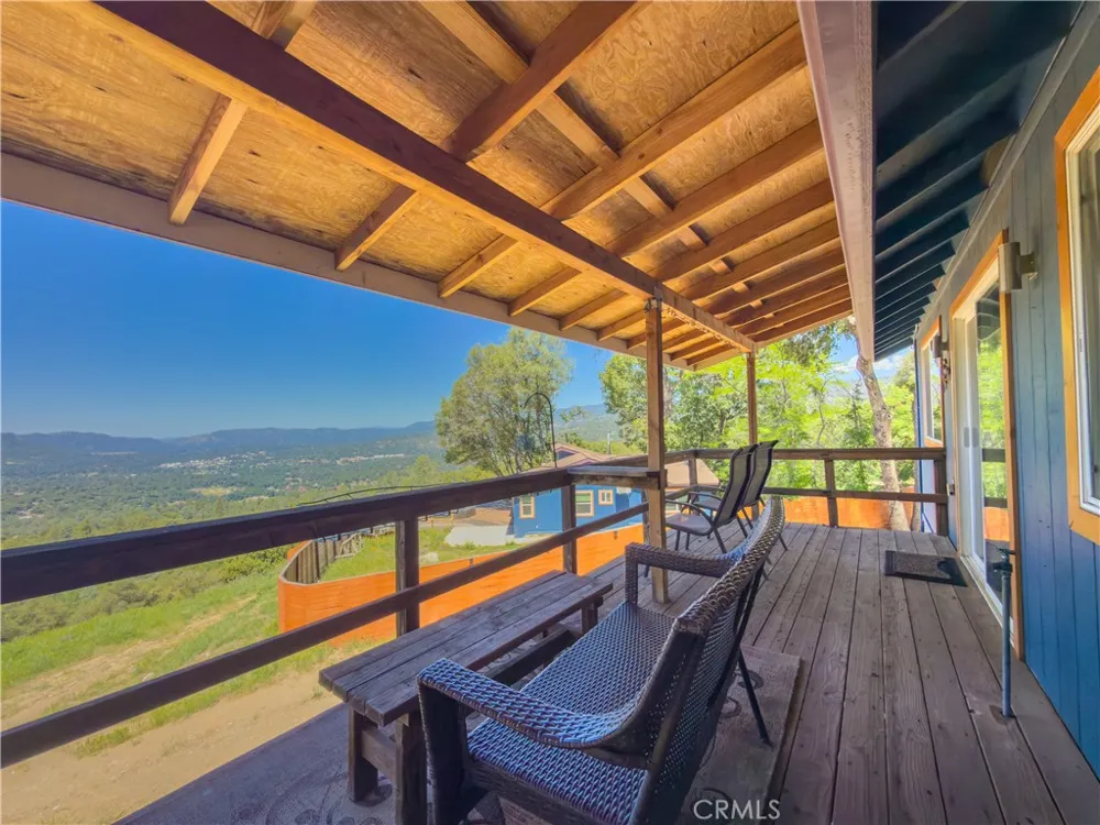 51571 Coyote Ridge Oakhurst, CA 93644