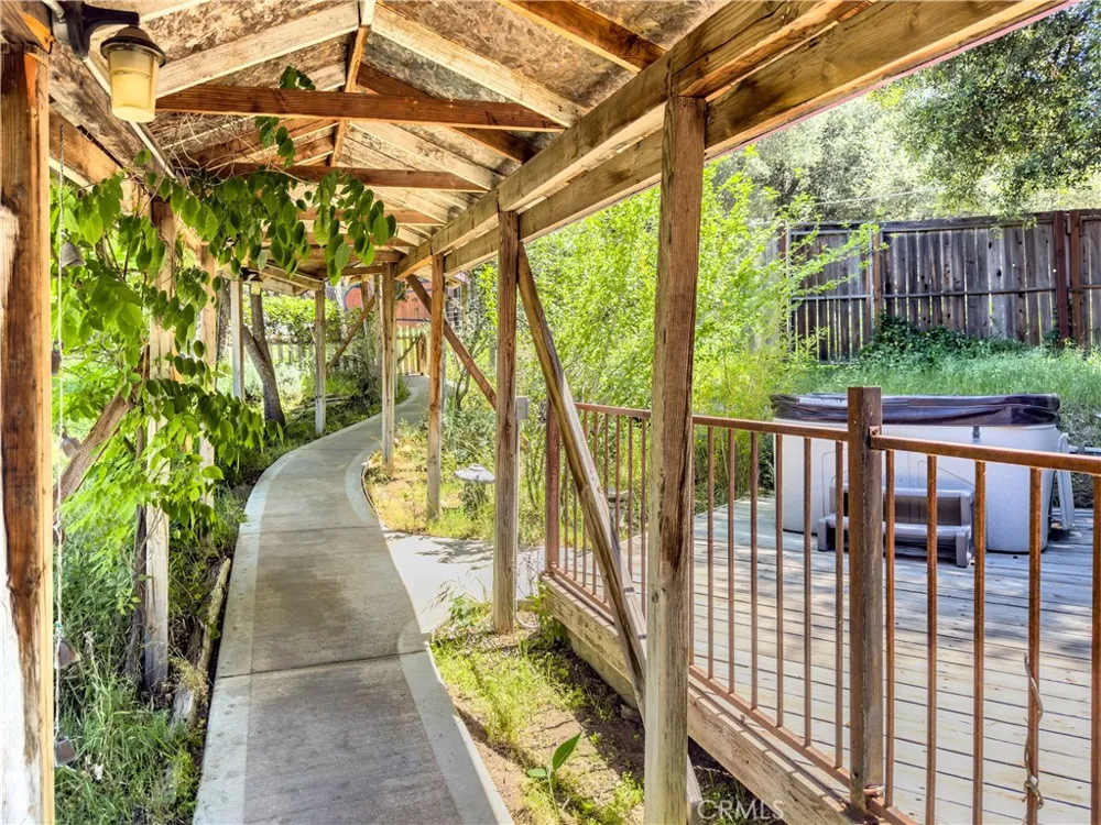 51571 Coyote Ridge Oakhurst, CA 93644