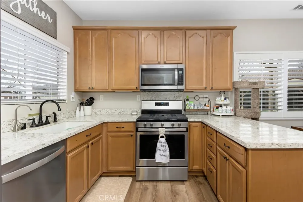 1779 Hannon Cherry Valley, CA 92223
