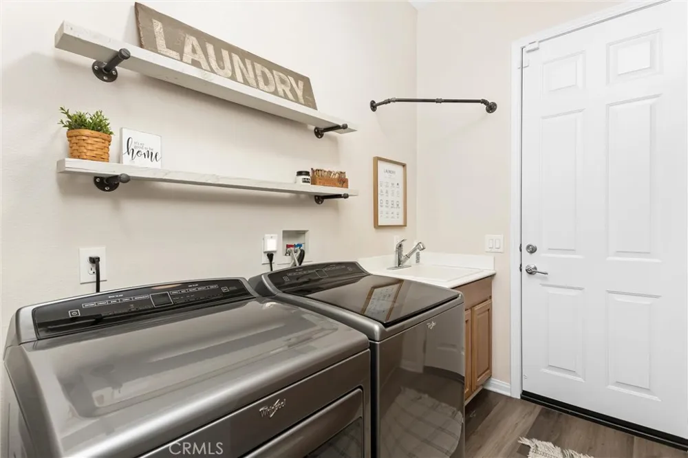 1779 Hannon Cherry Valley, CA 92223