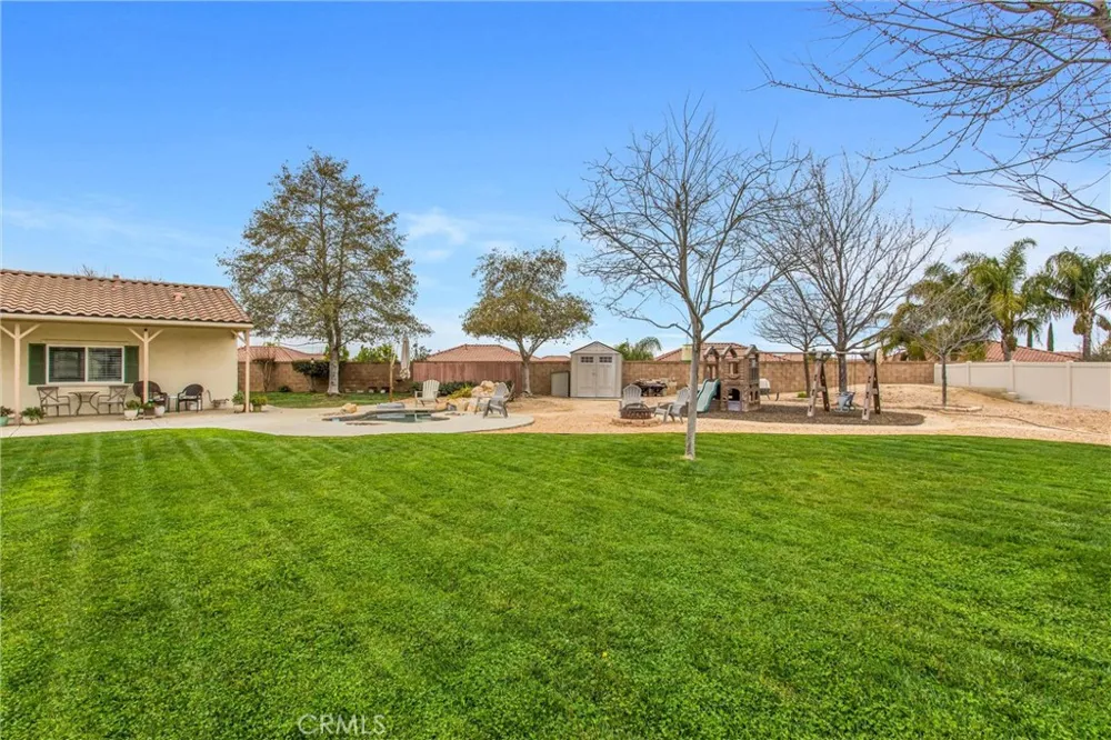 1779 Hannon Cherry Valley, CA 92223