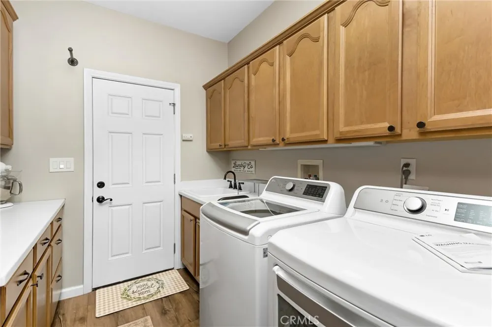 1779 Hannon Cherry Valley, CA 92223