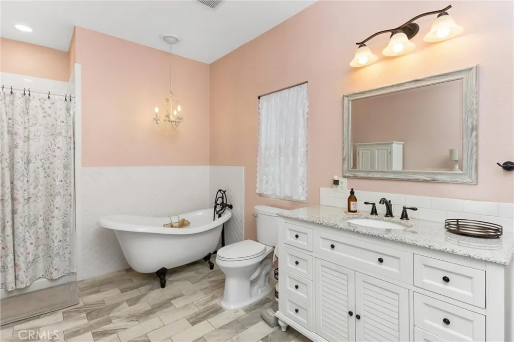 1779 Hannon Cherry Valley, CA 92223