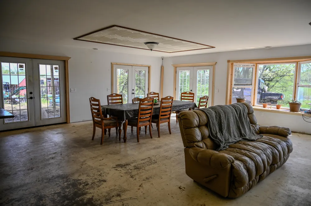 8492 Gibson Avenue Lake, MI 48632