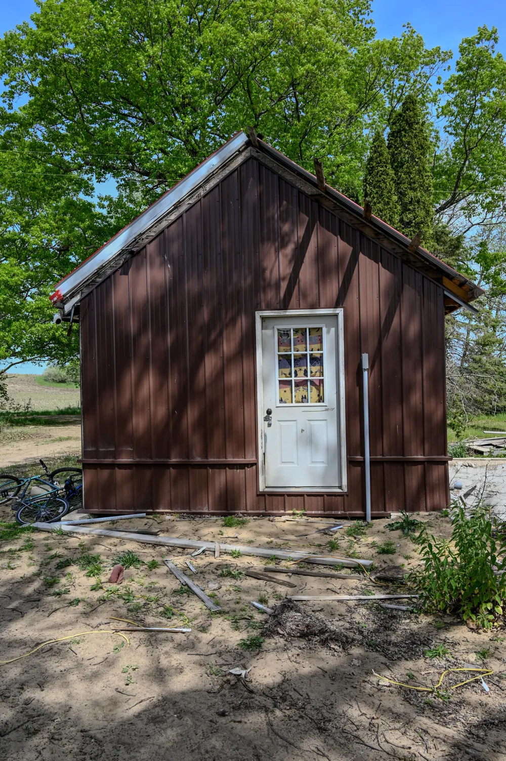 8492 Gibson Avenue Lake, MI 48632