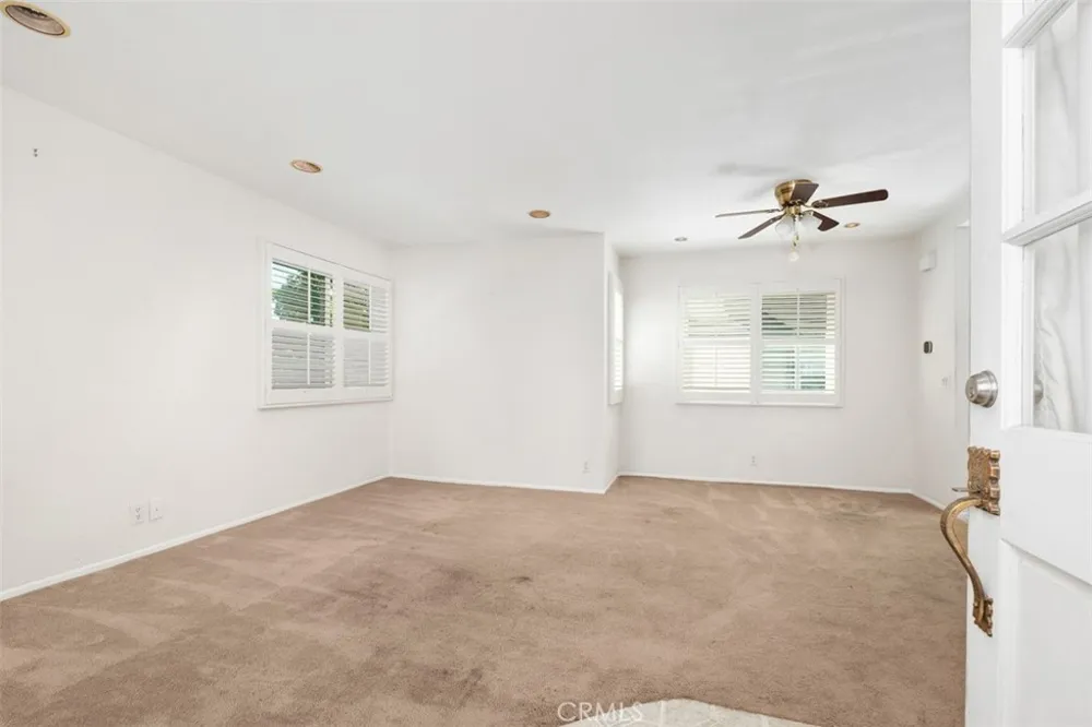 40 Hollyhock Aliso Viejo, CA 92656