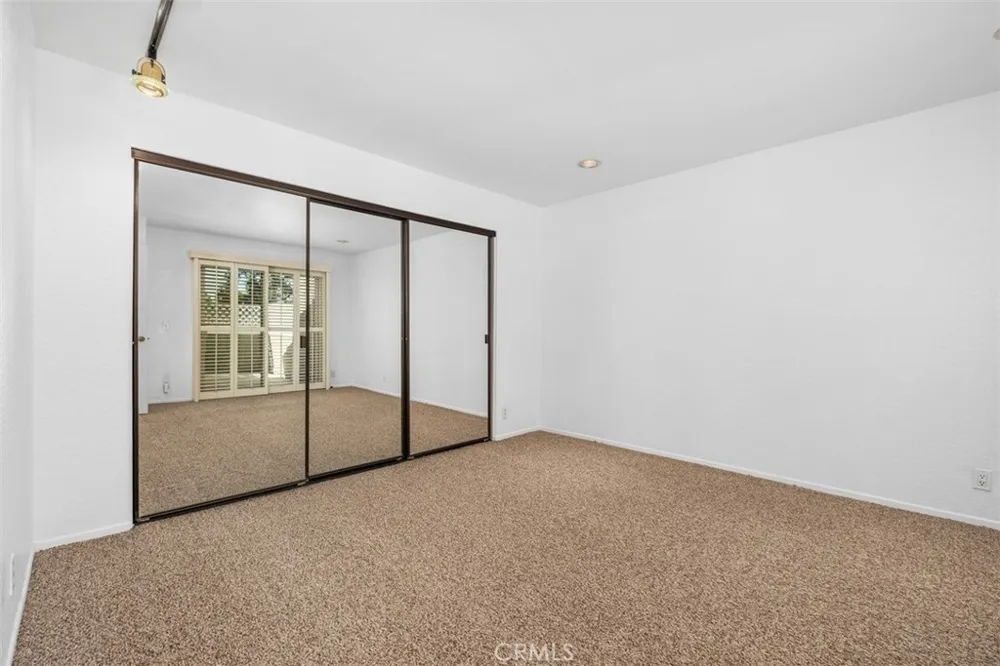 40 Hollyhock Aliso Viejo, CA 92656