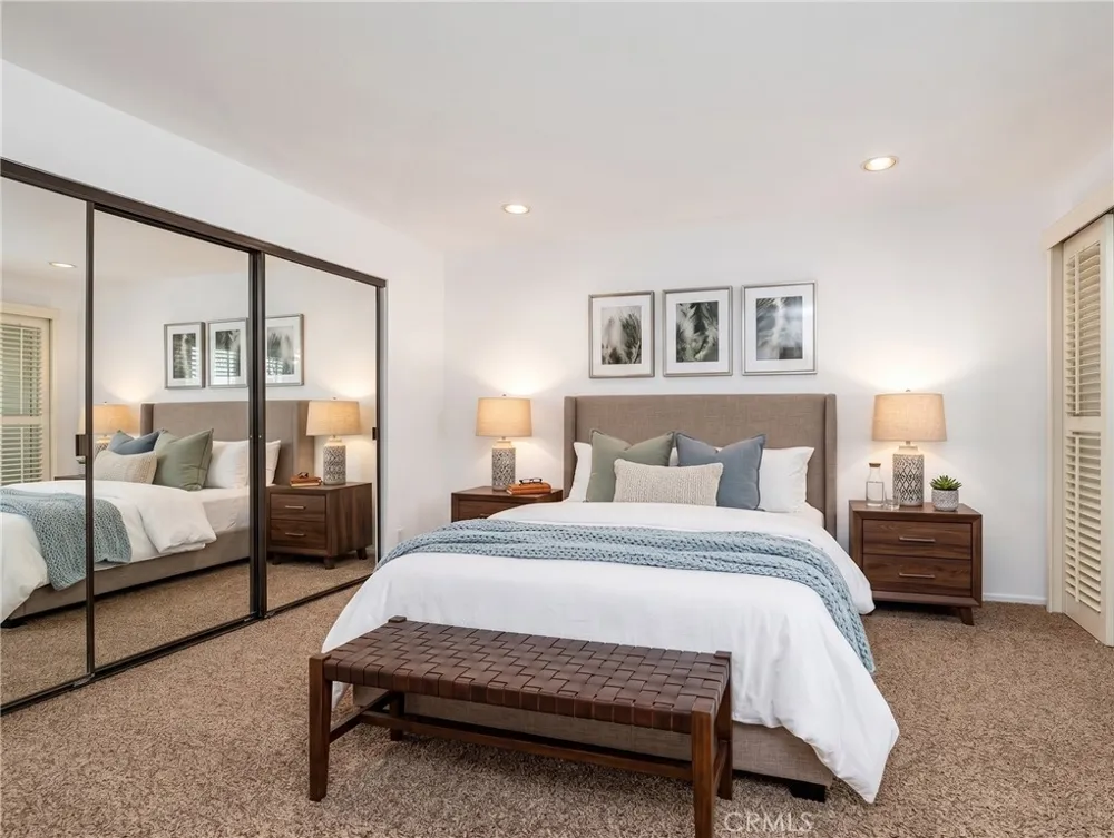 40 Hollyhock Aliso Viejo, CA 92656