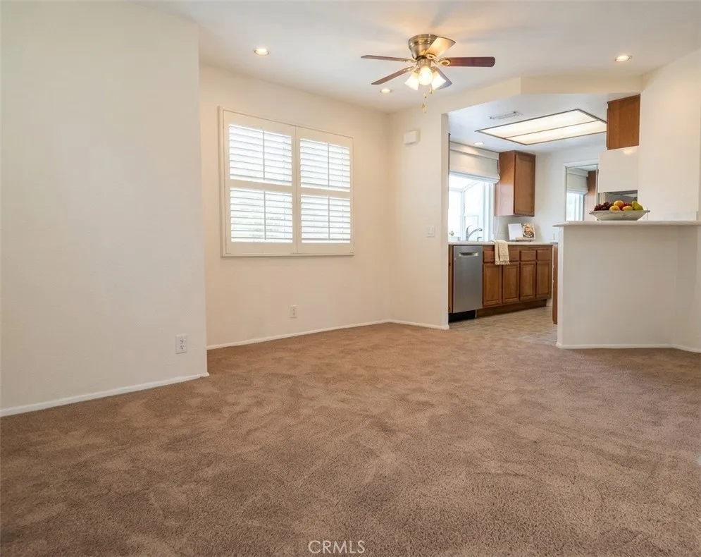 40 Hollyhock Aliso Viejo, CA 92656