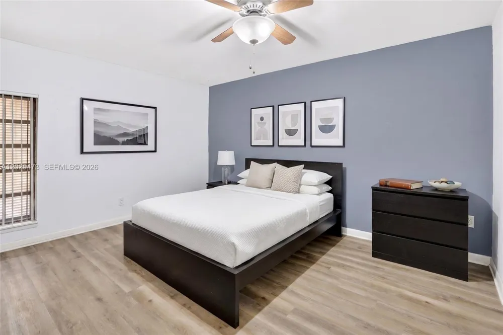 6705 Kingsmoor Way Miami Lakes, FL 33014