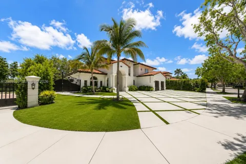 15721 NW 79th Ct