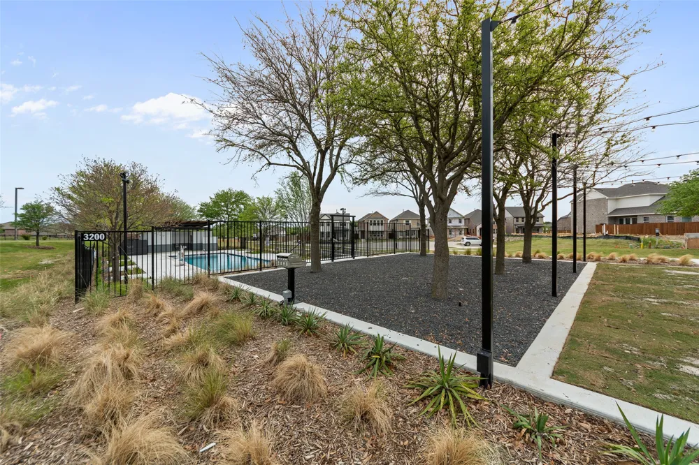 800 Emerling McKinney, TX 75069