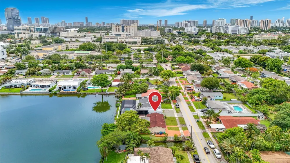 2501 NE 209th Ter Miami, FL 33180