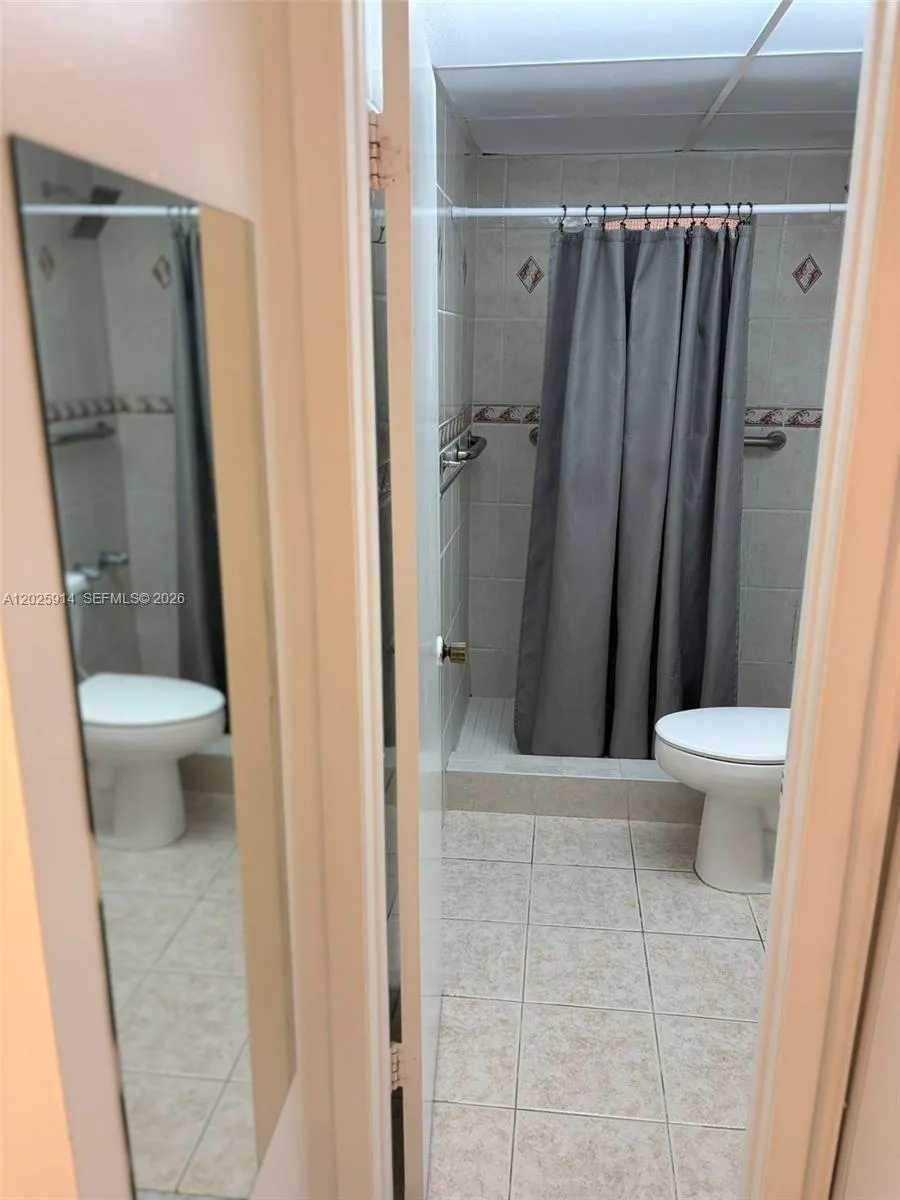 6820 W Flagler St #212 Miami, FL 33144