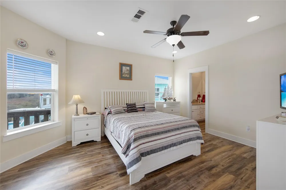 4304 Bolivar Circle Port Bolivar, TX 77650