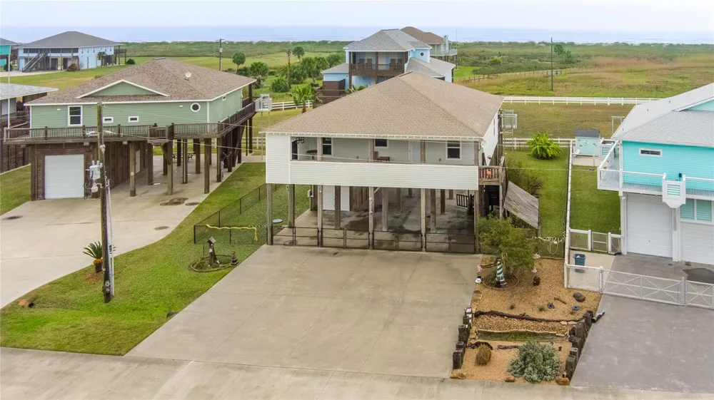 4304 Bolivar Circle Port Bolivar, TX 77650