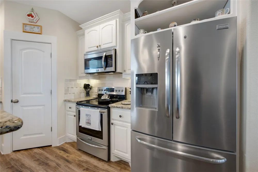 4304 Bolivar Circle Port Bolivar, TX 77650