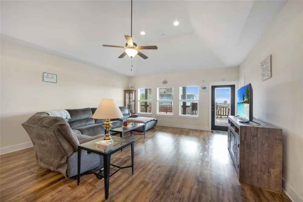 4304 Bolivar Circle Port Bolivar, TX 77650