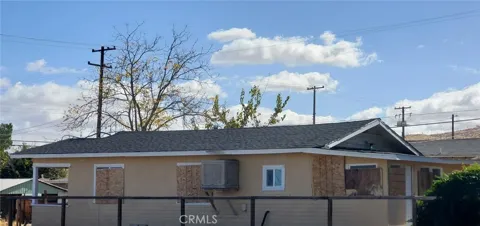 303 2nd Ave