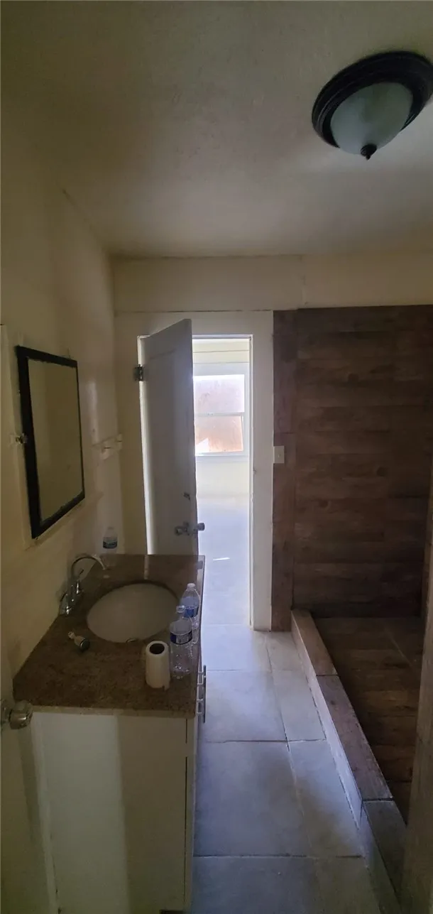 303 2nd Ave Taft, CA 93268