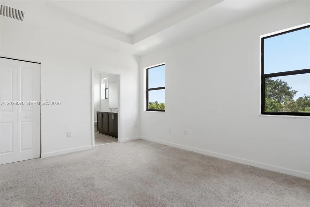10218 SW 231st Ln Cutler Bay, FL 33190