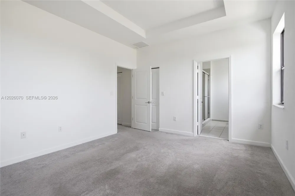 10218 SW 231st Ln Cutler Bay, FL 33190