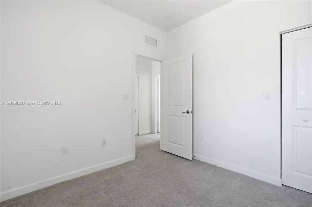 10218 SW 231st Ln Cutler Bay, FL 33190