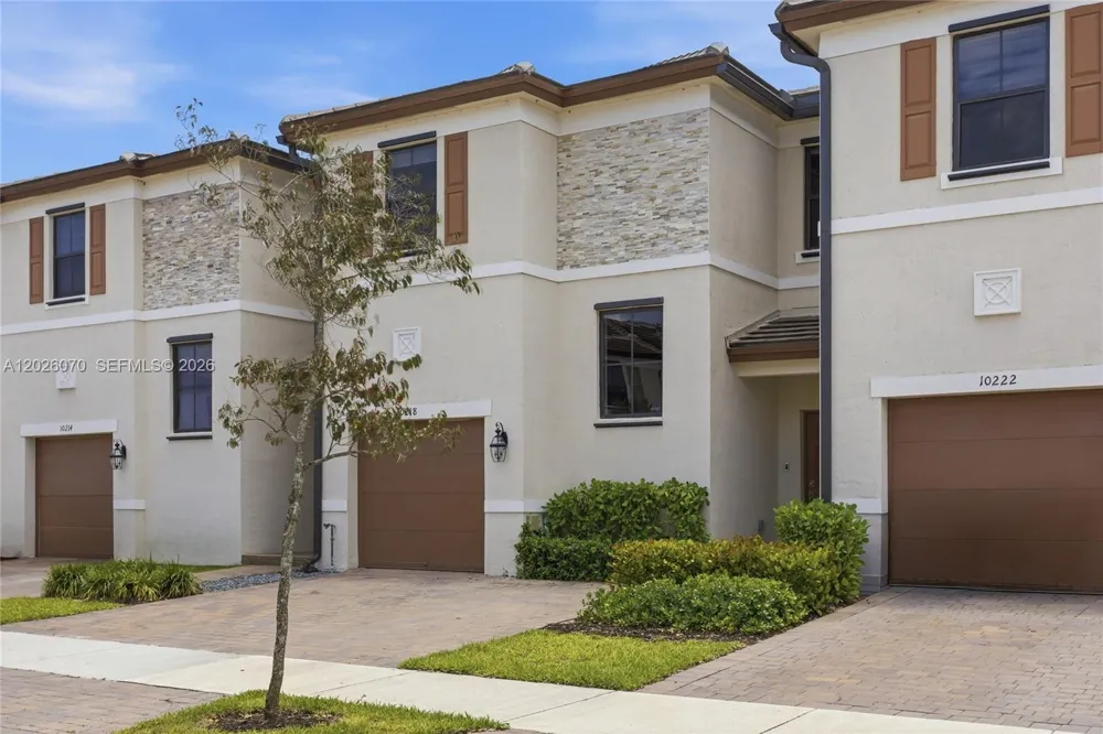 10218 SW 231st Ln Cutler Bay, FL 33190