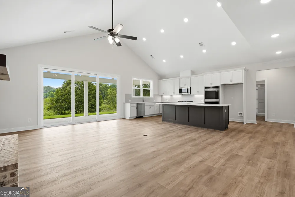 355 Sweetgrass DR Demorest, GA 30535