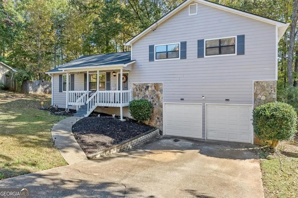 4041 Woodbridge CT Powder Springs, GA 30127