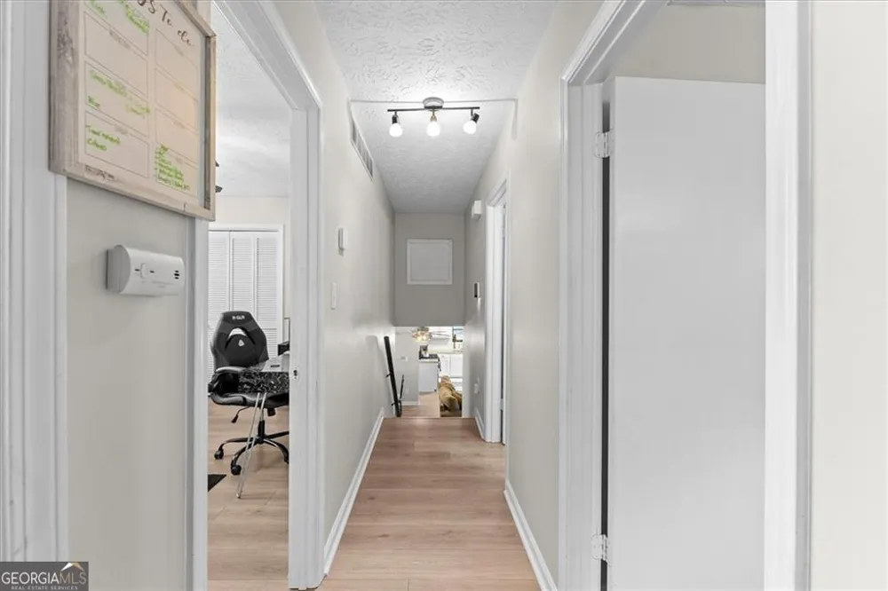 4041 Woodbridge CT Powder Springs, GA 30127