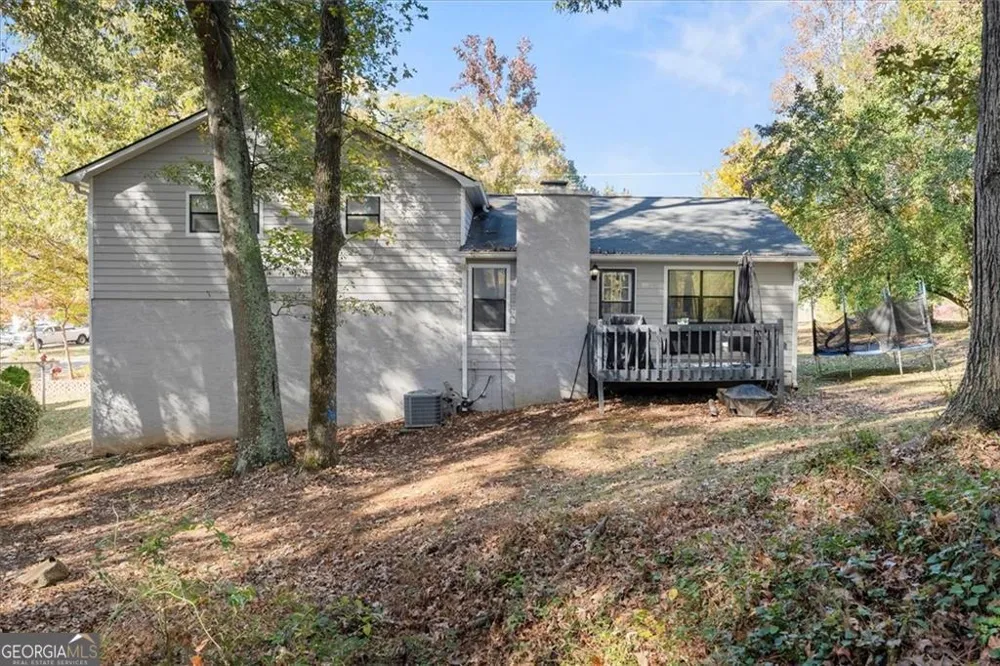 4041 Woodbridge CT Powder Springs, GA 30127