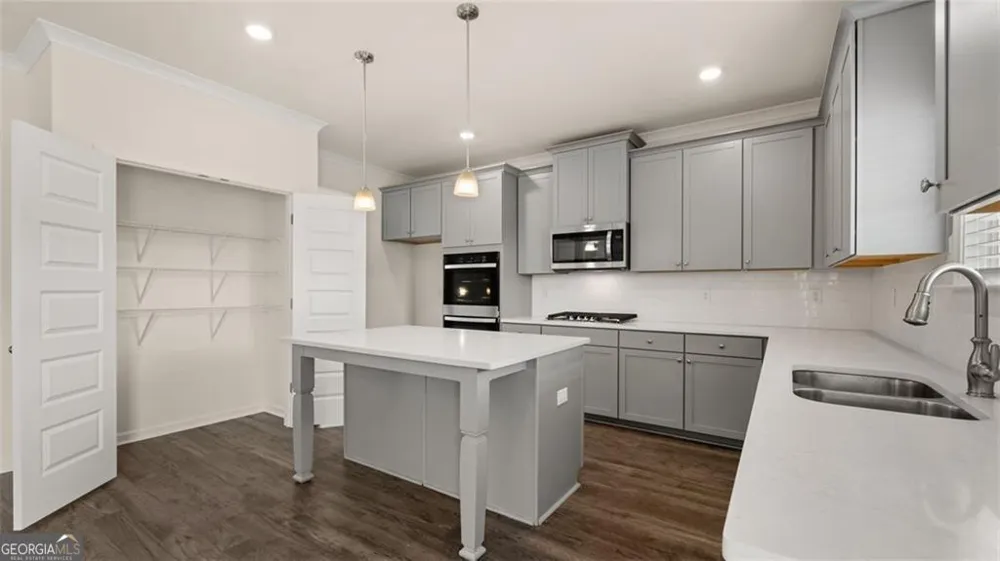 4034 Rivercrest DR Bogart, GA 30622